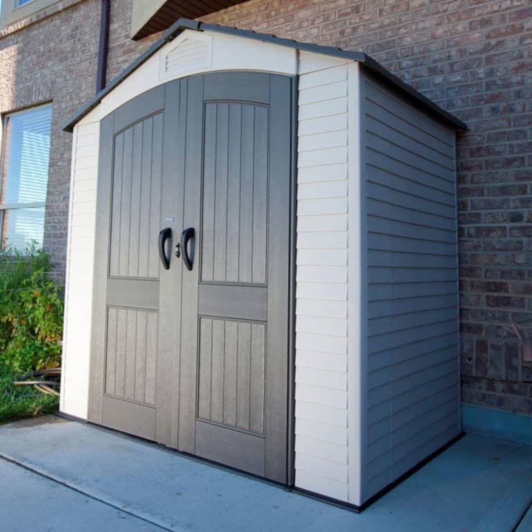 7' x 4.5' Lifetime plastic shed for outdoor storage