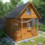 8' x 8' Tigercub Luxury Lounge Playhouse