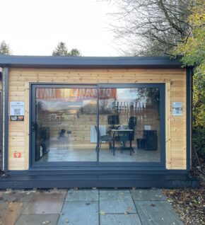 Tiger Obsidian Log Cabin (70 mm) – Tong Show Site