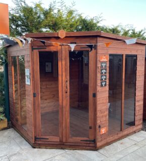 tiger-vista-corner-summerhouse-full-pane-tong-show-site